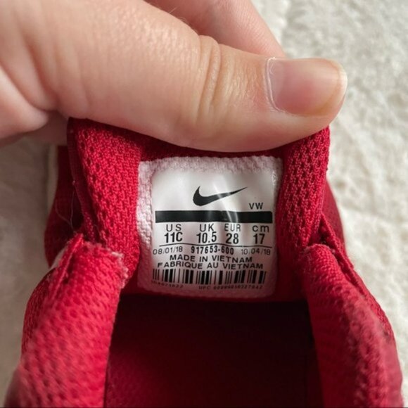Nike | Red and White Air Max Motion LW PS Running Shoe | Size 11C - Picture 7 of 9